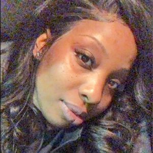 Meet your Posher, Tara